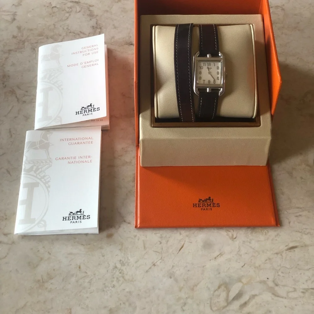 HERMES CAPE COD Watch - Picture 13 of 17